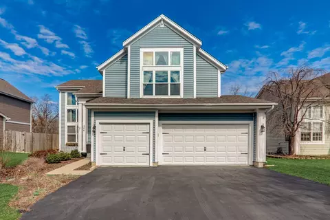 484 Fairfax Ln, Grayslake, IL 60030