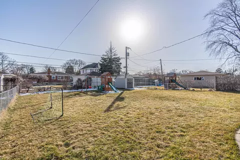 View/Area - 1915 Greenleaf Ave, Des Plaines, IL 60018 photo 1 of 1