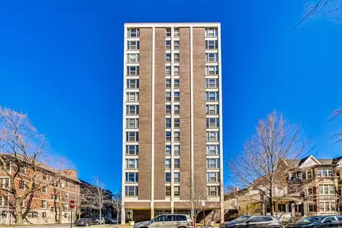 5401 S Hyde Park Blvd #1006, Chicago, IL 60615