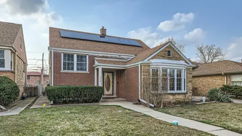 8146 Keeler Ave, Skokie, IL 60076