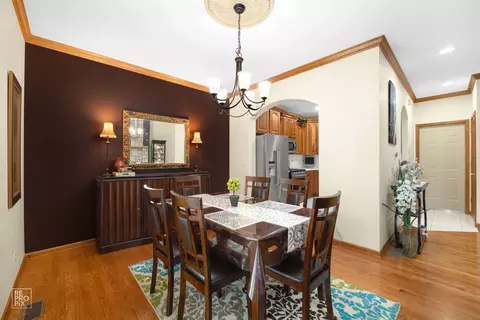 Dining - 699 E Nerge Rd, Roselle, IL 60172 photo 2 of 2