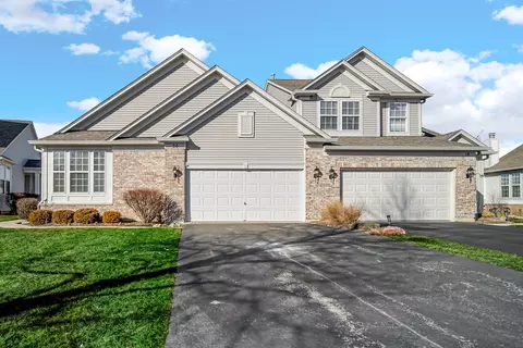 20 Twickenham Ct, Algonquin, IL 60102