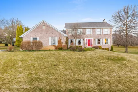 11832 Hunterston Dr, Caledonia, IL 61011