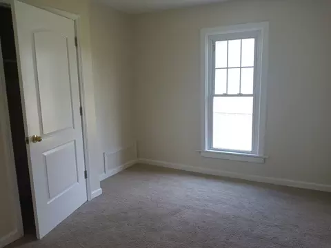 307 W 14th St, Georgetown, IL 61846 photo 6