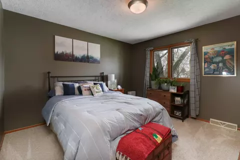 Bedroom - 105 S Orr Dr, Normal, IL 61761 photo 3 of 4