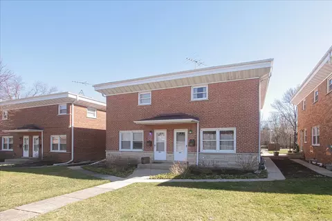 443 S Elmhurst Rd, Mount Prospect, IL 60056
