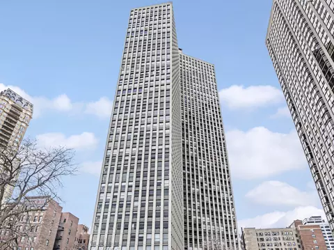 2626 N Lakeview Ave #3001, Chicago, IL 60614