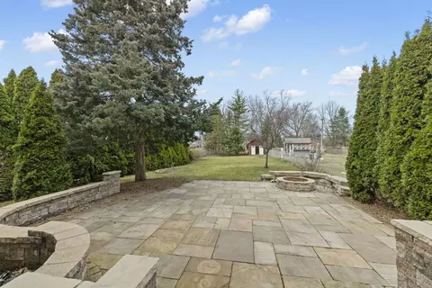 Exterior - 127 E Grantley Ave, Elmhurst, IL 60126 photo 6 of 8