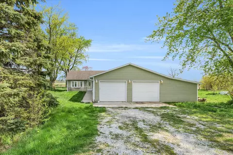 995 Us 51 Hwy, Maroa, IL 61756