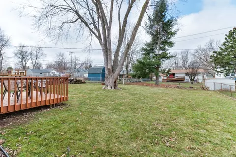 Exterior - 1230 Townley Dr, Bloomington, IL 61704 photo 8 of 12