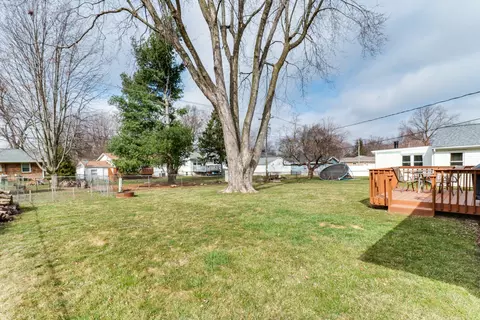 Exterior - 1230 Townley Dr, Bloomington, IL 61704 photo 7 of 12