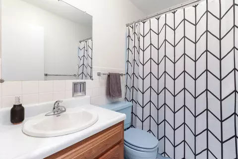 Bath - 1230 Townley Dr, Bloomington, IL 61704 photo 1 of 4