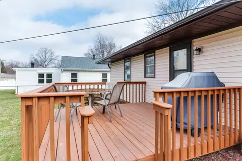 Exterior - 1230 Townley Dr, Bloomington, IL 61704 photo 10 of 12