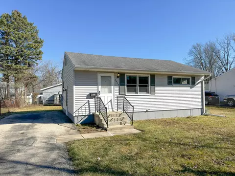 2629 N Butrick St, Waukegan, IL 60087