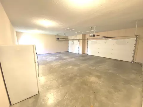Exterior - 1902 Vale St, Champaign, IL 61822 photo 9 of 19