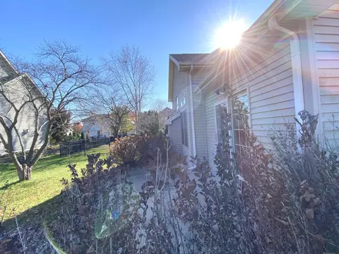 Exterior - 1902 Vale St, Champaign, IL 61822 photo 8 of 19