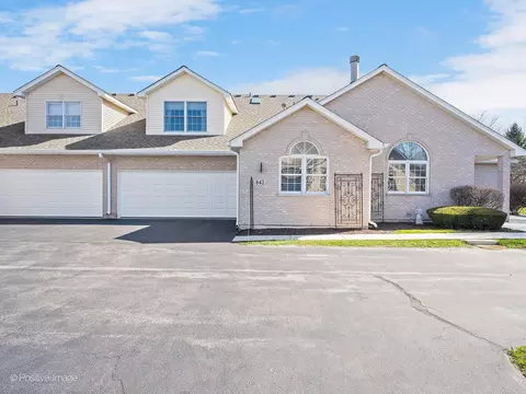 842 Havenshire Rd, Naperville, IL 60565