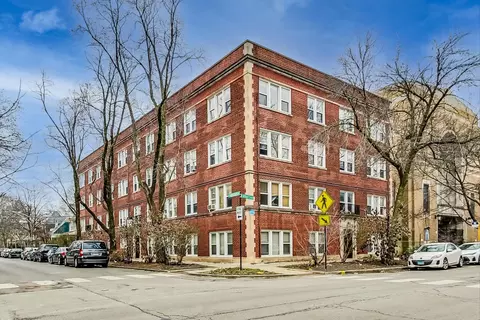 1435 W Pratt Blvd #3, Chicago, IL 60626