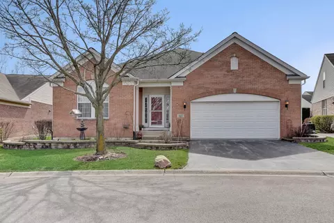 9421 Kilrea Dr, Orland Park, IL 60462