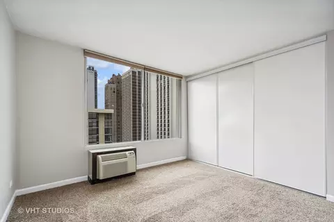71 E Division St #1804, Chicago, IL 60610 photo 10
