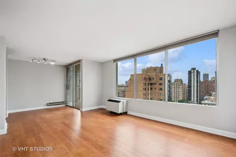71 E Division St #1804, Chicago, IL 60610 photo 2