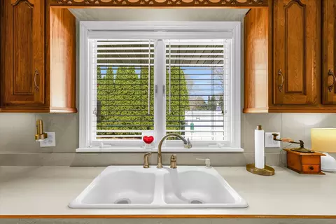 Kitchen - 410 E Samuel St, Assumption, IL 62510 photo 1 of 5