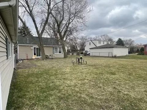 Exterior - 7240 Oketo Ave, Bridgeview, IL 60455 photo 5 of 8