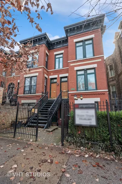 915 W Webster Ave, Chicago, IL 60614