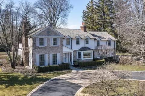 44 Woodley Rd, Winnetka, IL 60093
