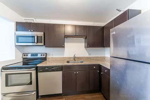 Kitchen - 474 N Lake Shore Dr #3004, Chicago, IL 60611 photo 1 of 2