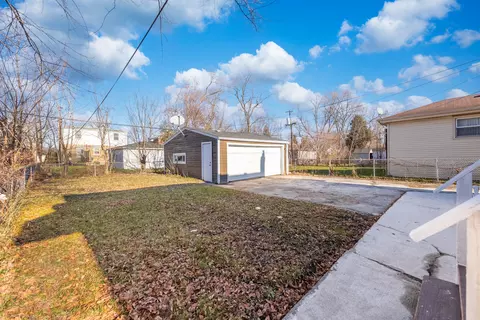 220 E 141st St, Dolton, IL 60419 photo 14
