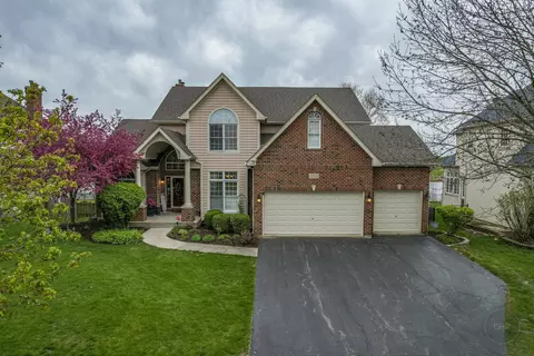 3324 Tall Grass Dr, Naperville, IL 60564