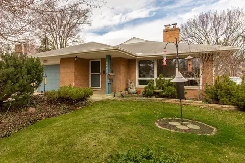 844 S Golf Cul De Sac St, Des Plaines, IL 60016