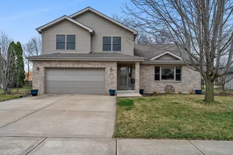 1954 Kingtree Dr, Morris, IL 60450