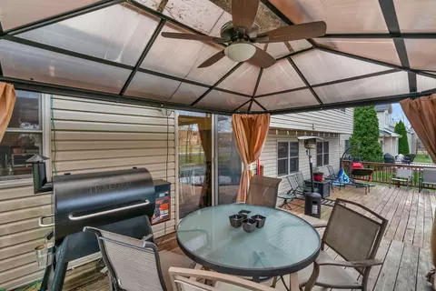 Dining - 1954 Kingtree Dr, Morris, IL 60450 photo 4 of 4