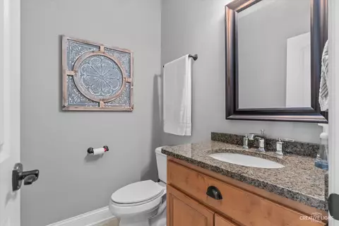 Bath - 1351 Dodson Ave, Elburn, IL 60119 photo 1 of 5