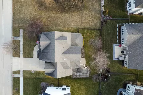 Exterior - 1351 Dodson Ave, Elburn, IL 60119 photo 10 of 10