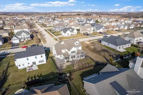 View/Area - 1351 Dodson Ave, Elburn, IL 60119 photo 1 of 4