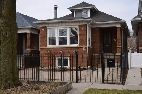 4912 N Tripp Ave, Chicago, IL 60630