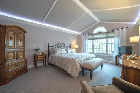 Bedroom - 607 Chatham Cir, Algonquin, IL 60102 photo 3 of 3