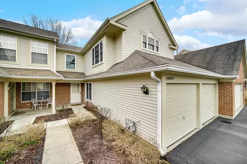 30 W029 Princeton Ct, Warrenville, IL 60555