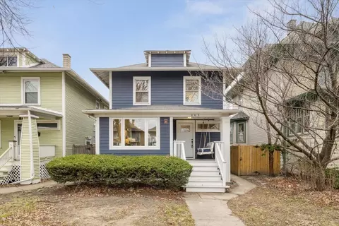 843 Highland Ave, Oak Park, IL 60304