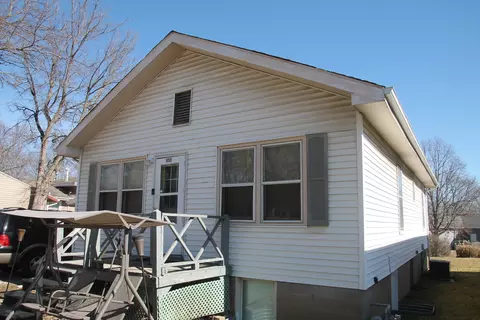 1504 Philo Rd, Urbana, IL 61801