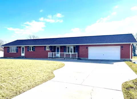 10 Marquette Ln, Spring Valley, IL 61362