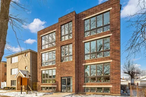 2500 N 74th Ave #2S, Elmwood Park, IL 60707