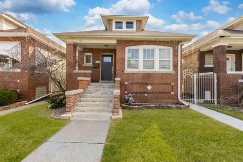 1925 S 50th Ct, Cicero, IL 60804