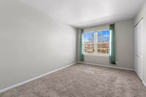 4661 Burnham Dr, Hoffman Estates, IL 60192 photo 19