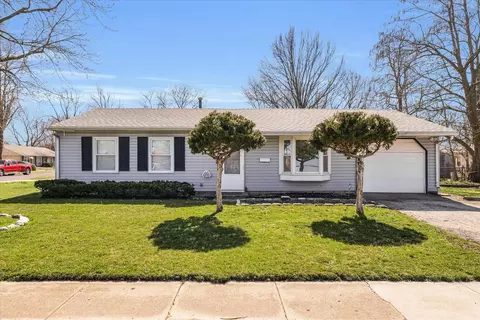 1303 W Bradley Ave, Urbana, IL 61801