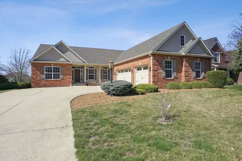 1811 Vale St, Champaign, IL 61822
