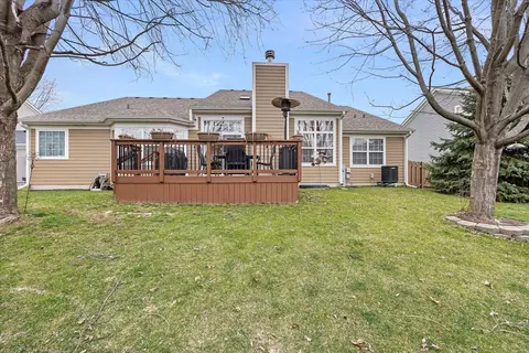 231 Springside Dr, Elgin, IL 60124 photo 30